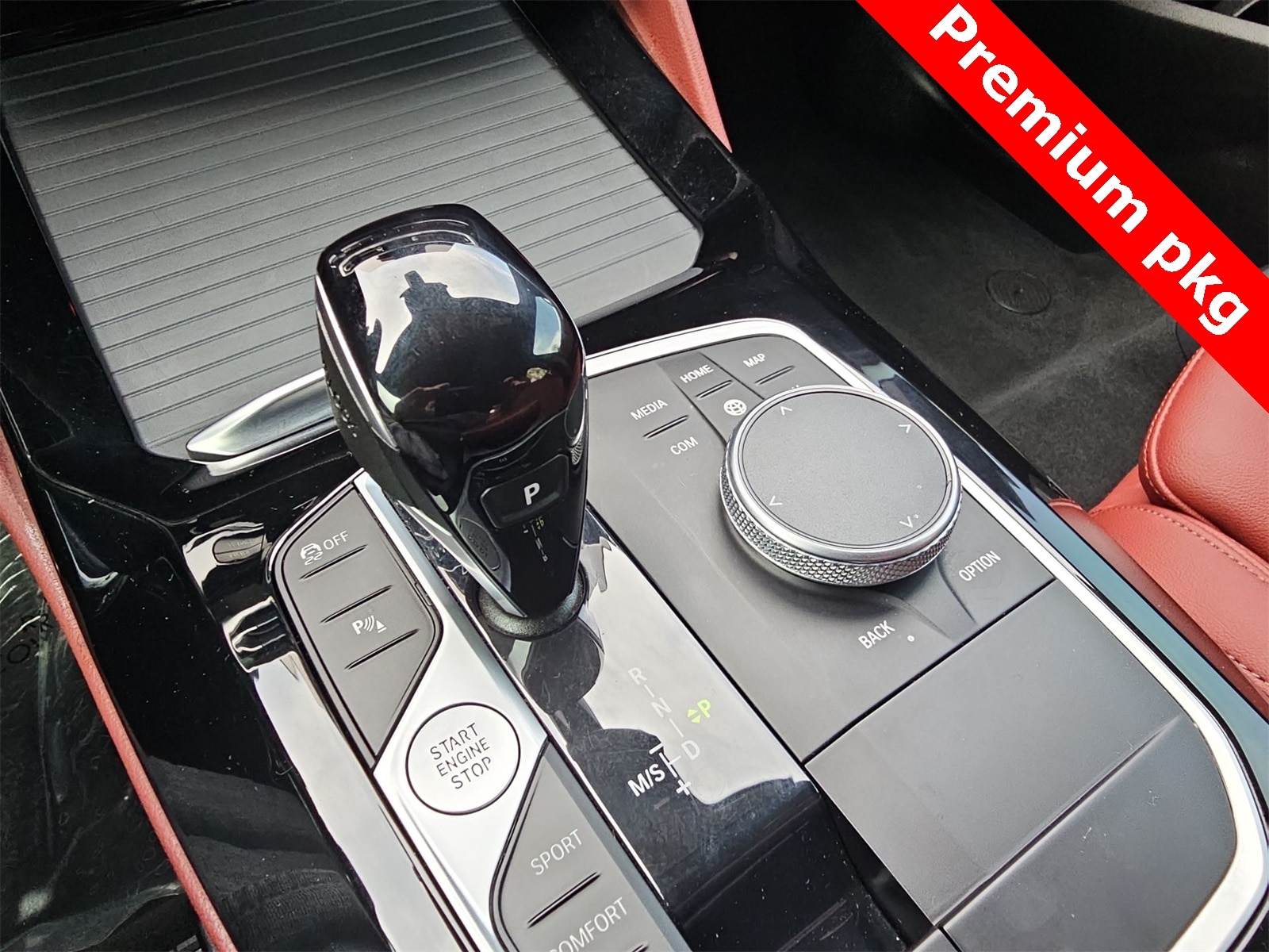 Thumbnail: 2022 BMW X4 - 20