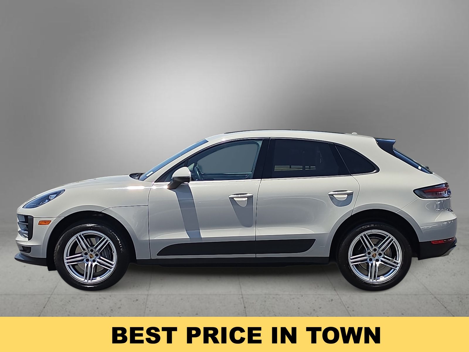 Thumbnail: 2021 Porsche Macan - 5