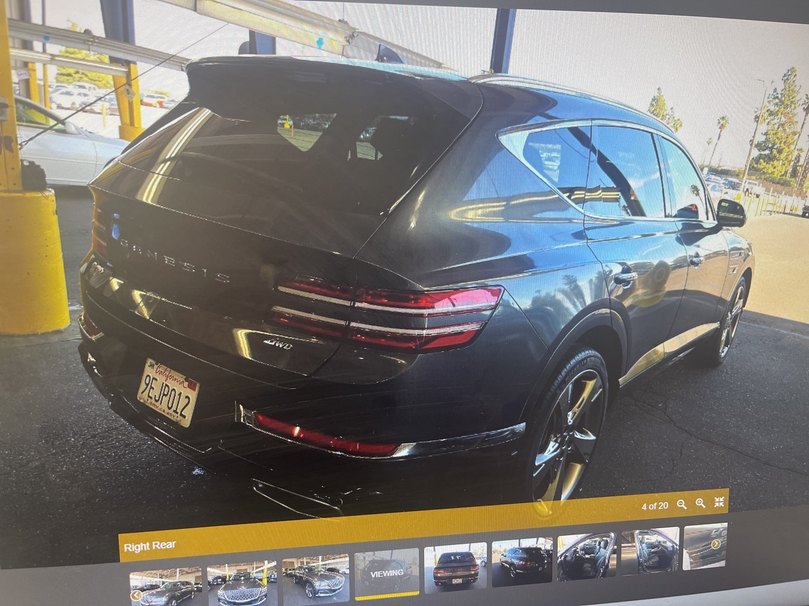 Thumbnail: 2023 Genesis GV80 - 3