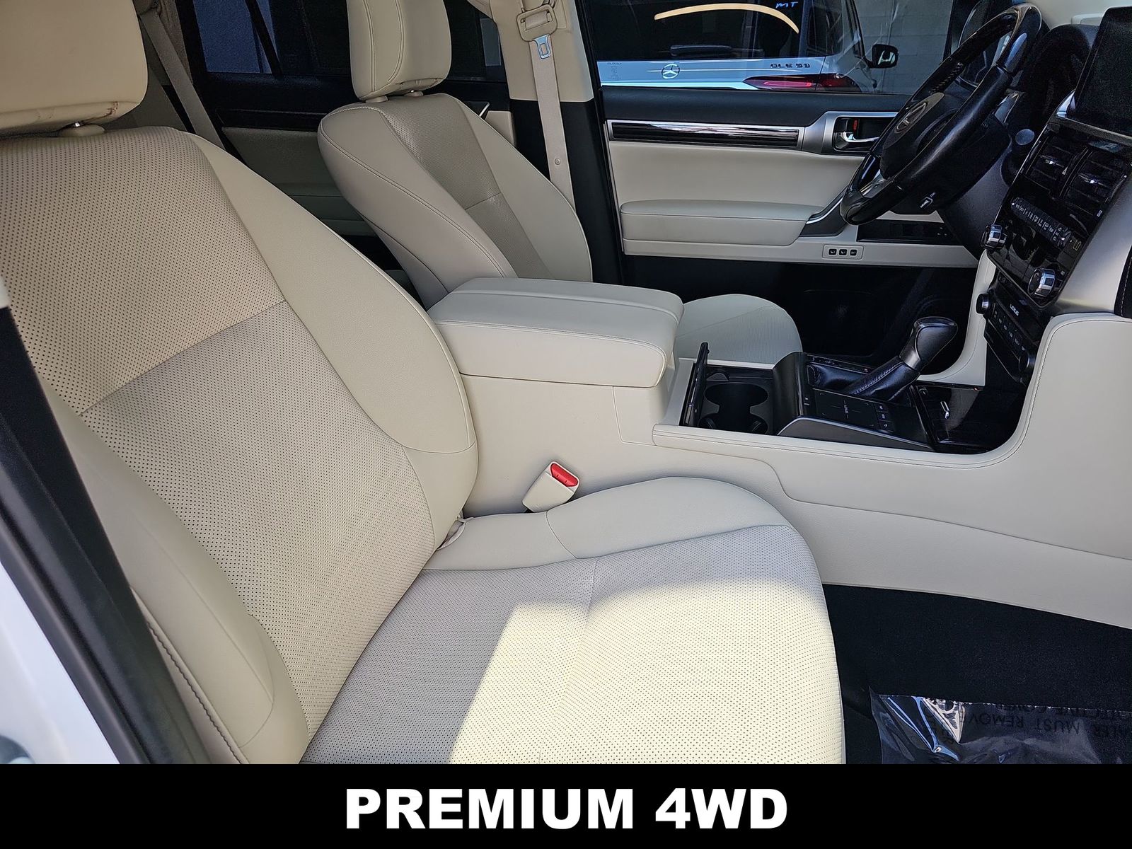 Thumbnail: 2023 Lexus GX - 18