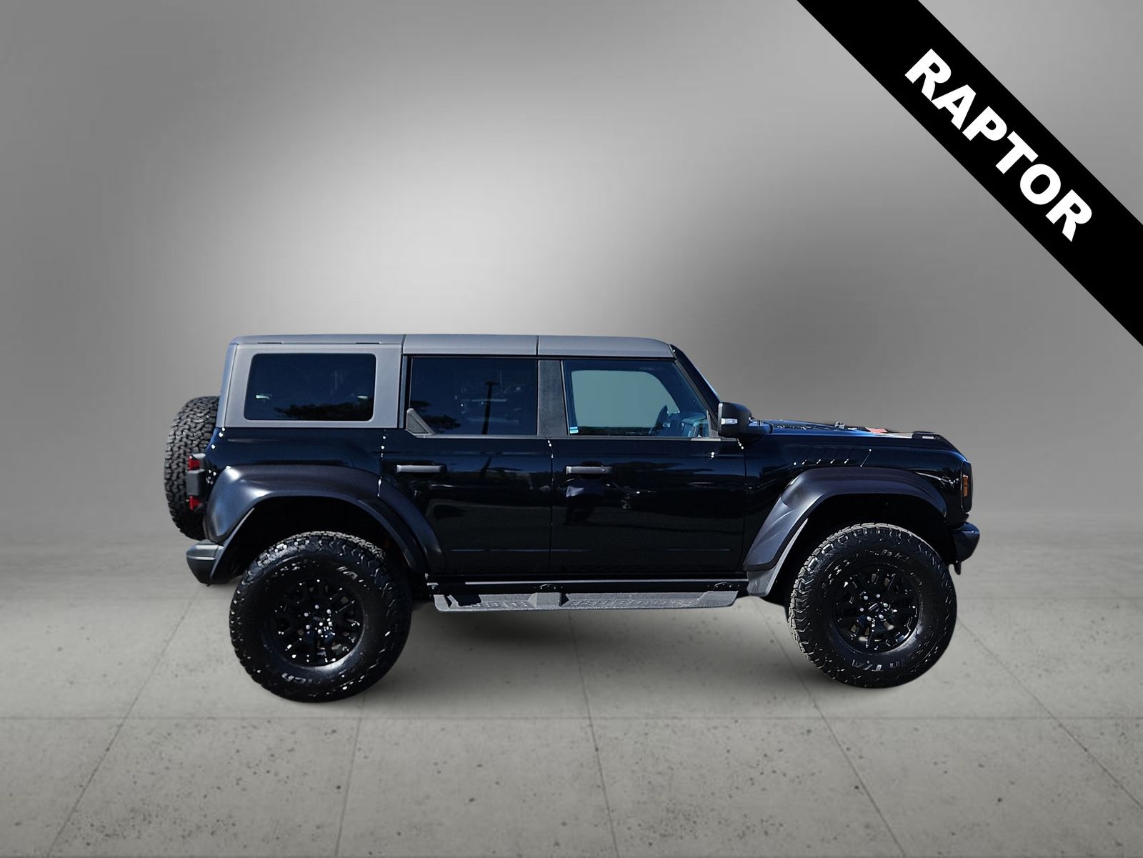 Thumbnail: 2024 Ford Bronco - 9