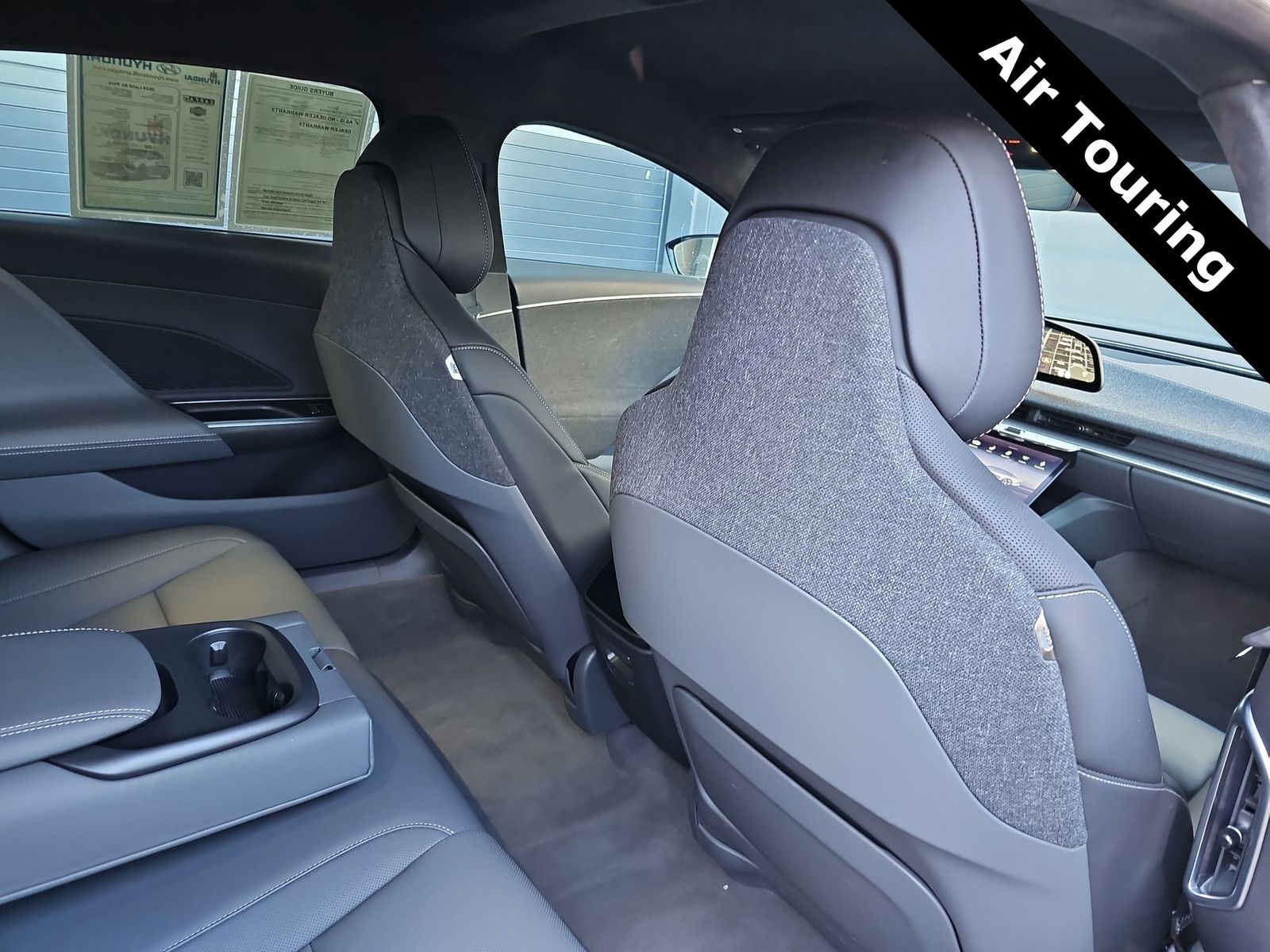 Thumbnail: 2024 Lucid Air - 16