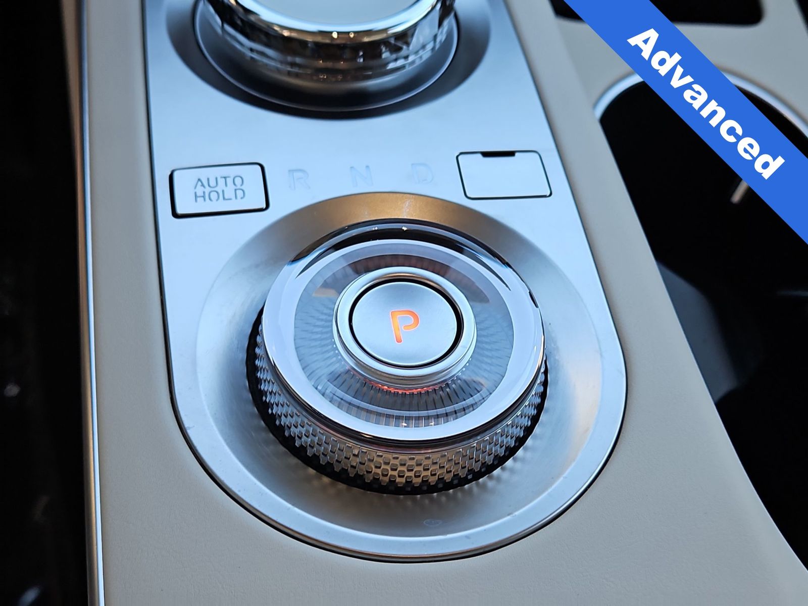 Thumbnail: 2025 Genesis GV70 - 21