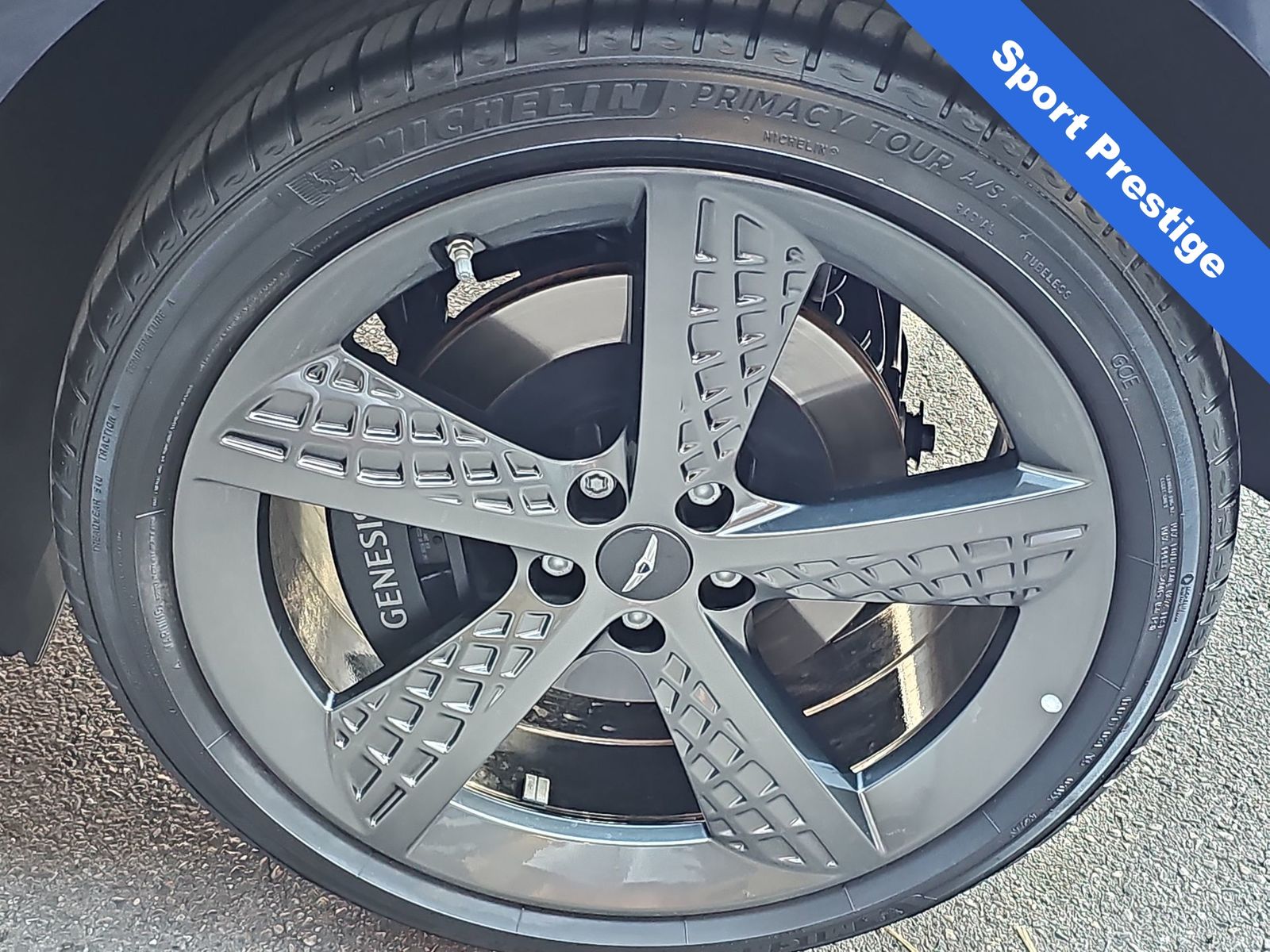 Thumbnail: 2025 Genesis GV70 - 12