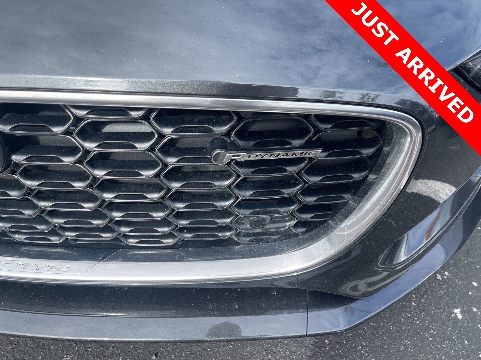 2024 Jaguar F-TYPE P450 R-Dynamic photo 3