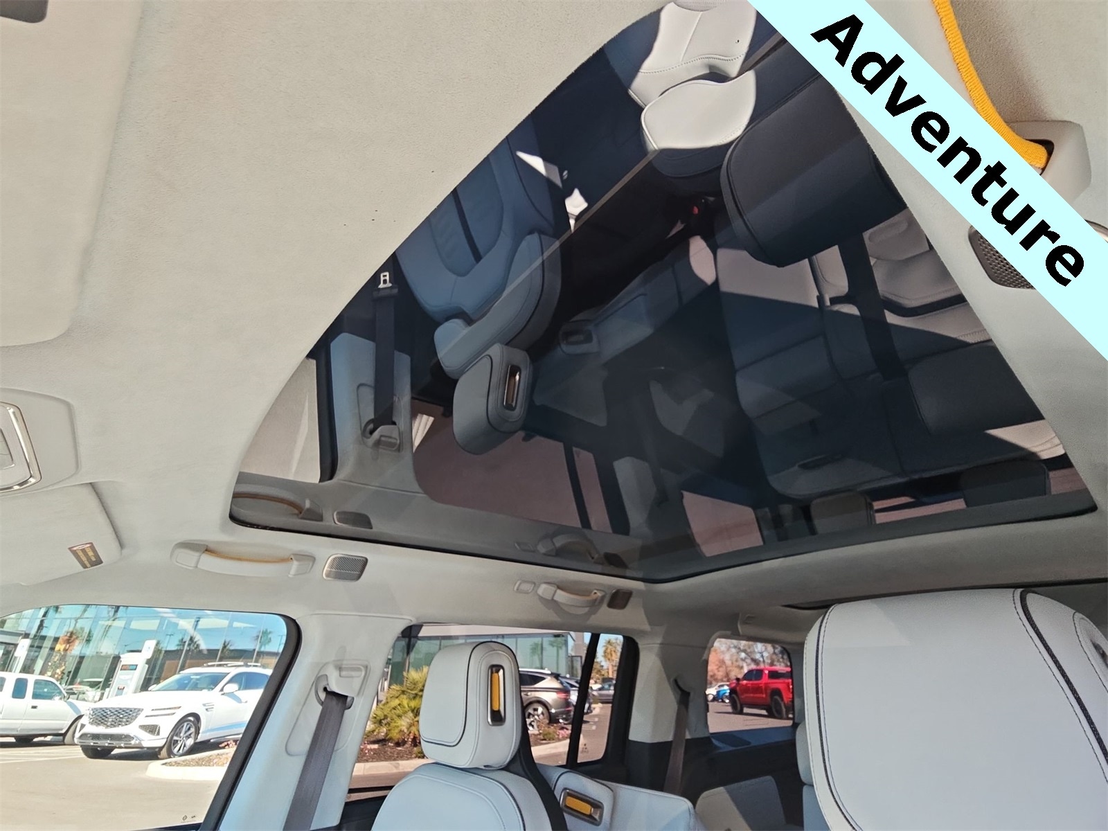 Thumbnail: 2023 Rivian R1S - 29