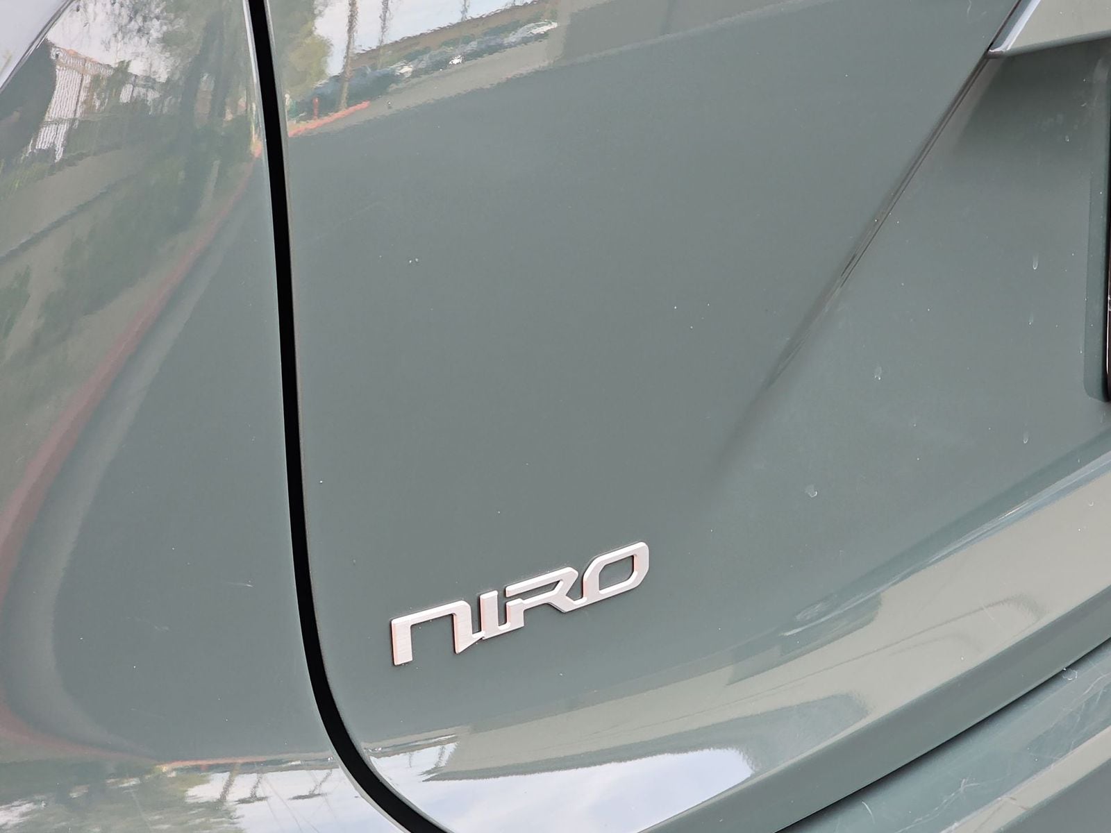 Thumbnail: 2023 Kia Niro - 11