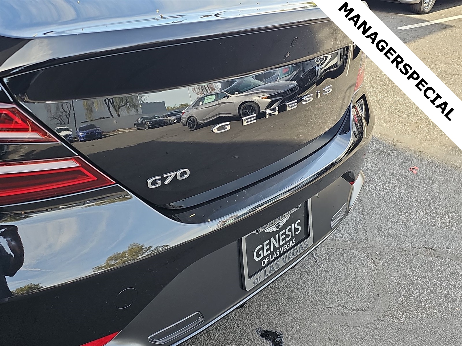 Thumbnail: 2025 Genesis G70 - 11