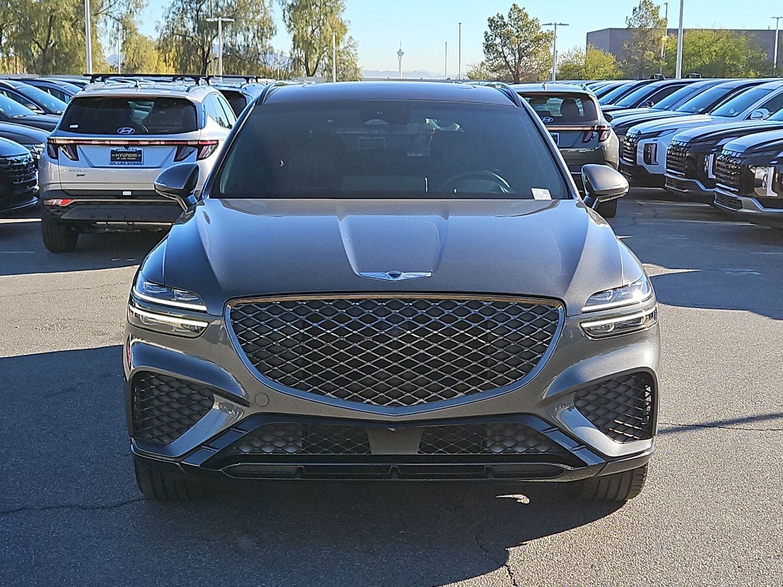 Thumbnail: 2022 Genesis GV70 - 14