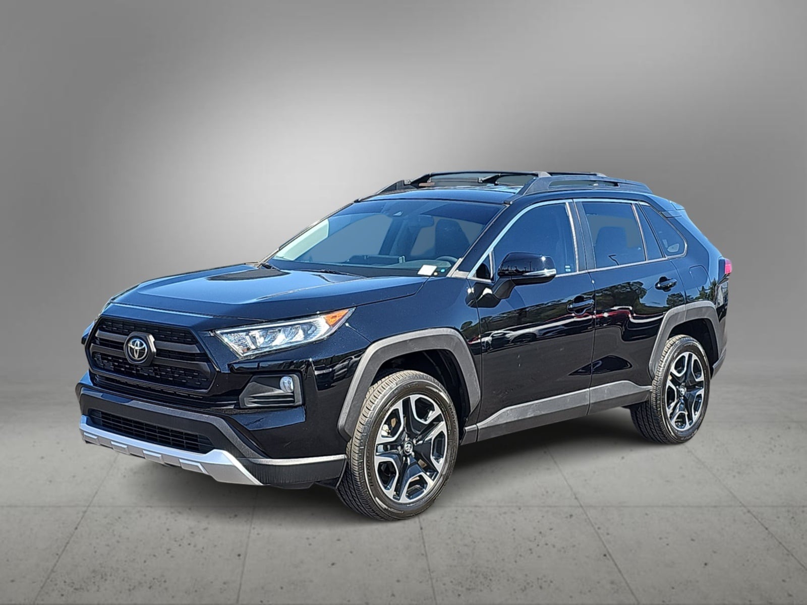 Thumbnail: 2019 Toyota RAV4 - 5