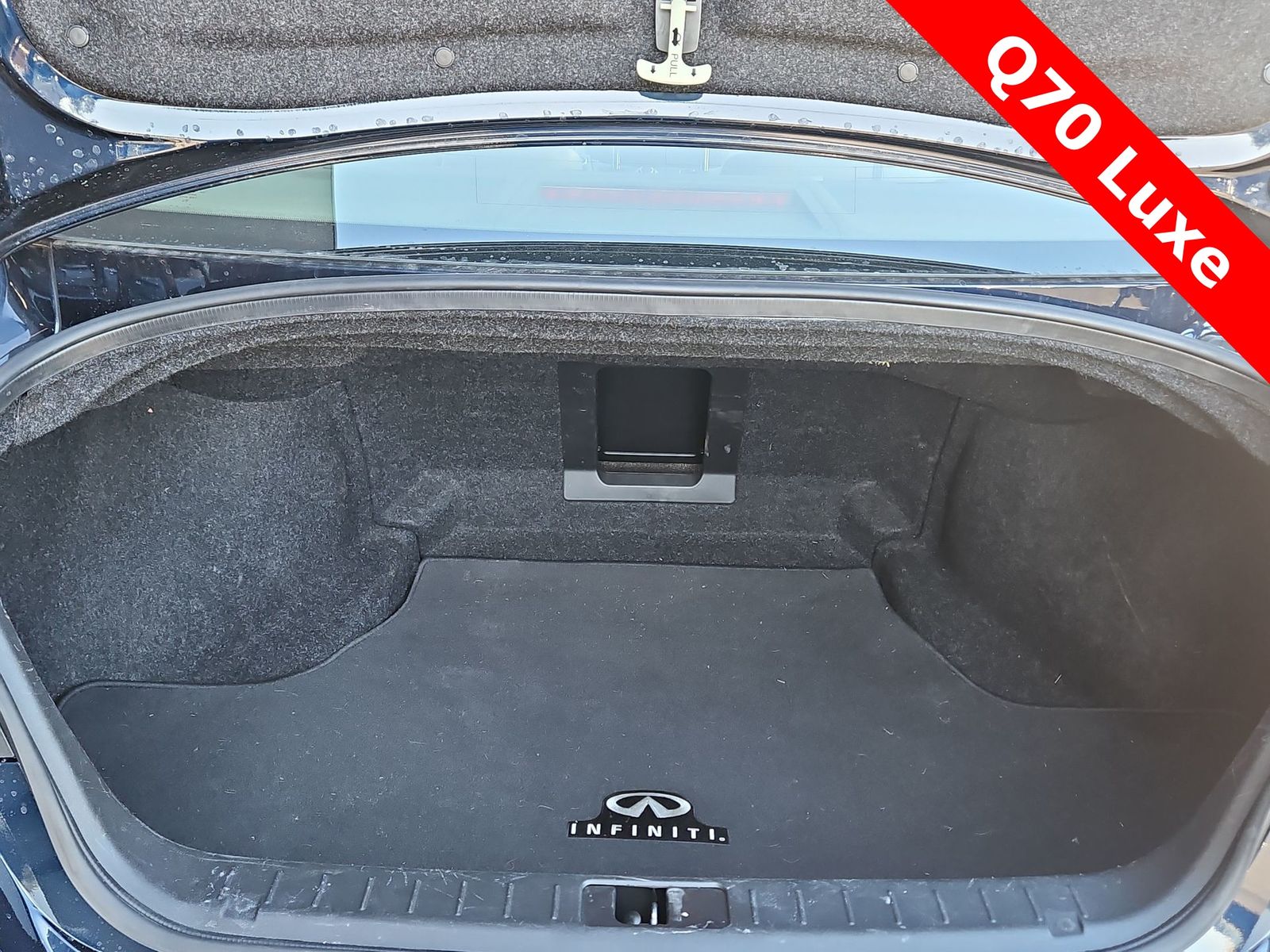 Thumbnail: 2019 INFINITI Q70 - 22