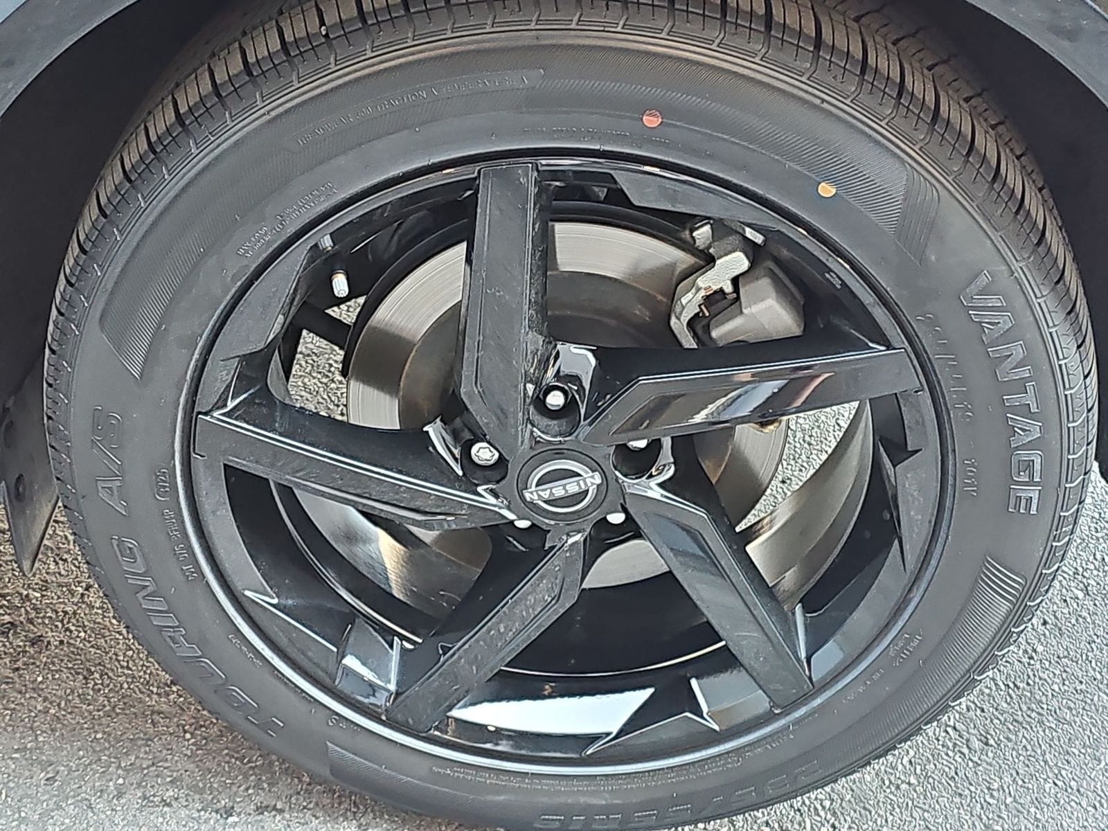 Thumbnail: 2023 Nissan Ariya - 12