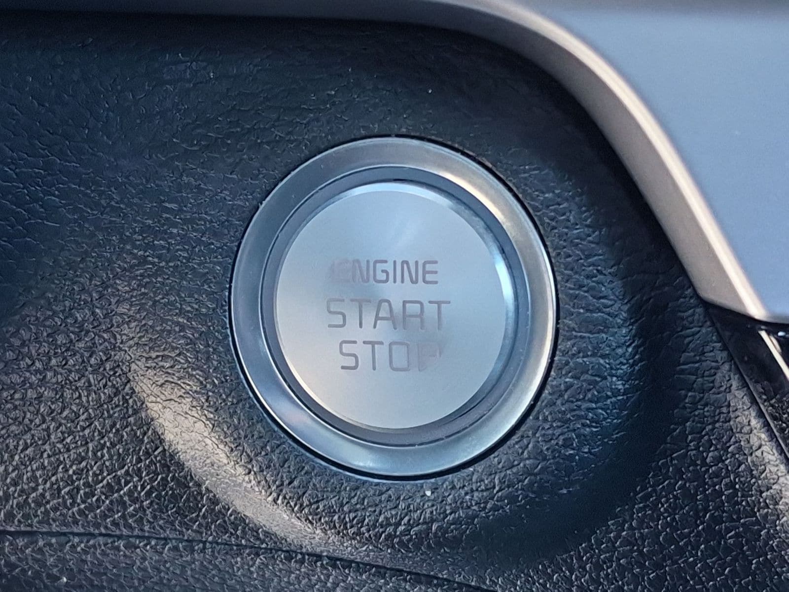 Thumbnail: 2023 Kia Telluride - 24