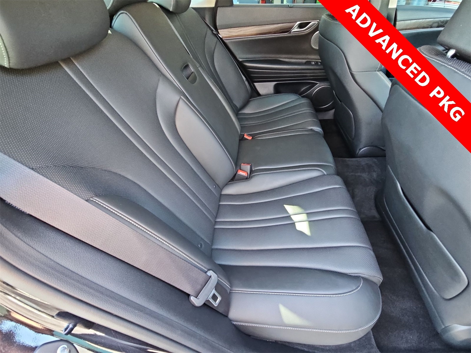 Thumbnail: 2021 Genesis G80 - 17