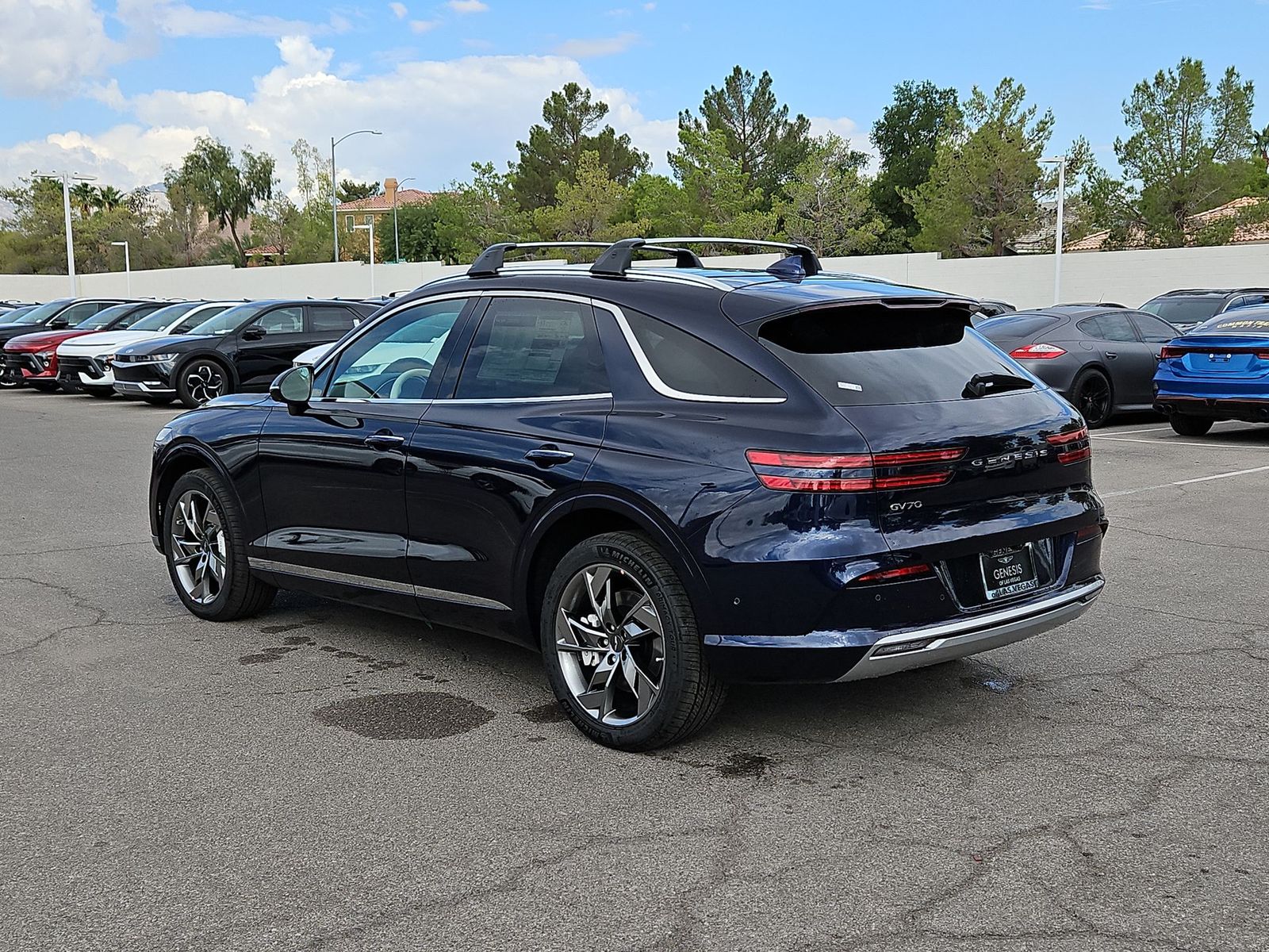 Thumbnail: 2024 Genesis GV70 - 12