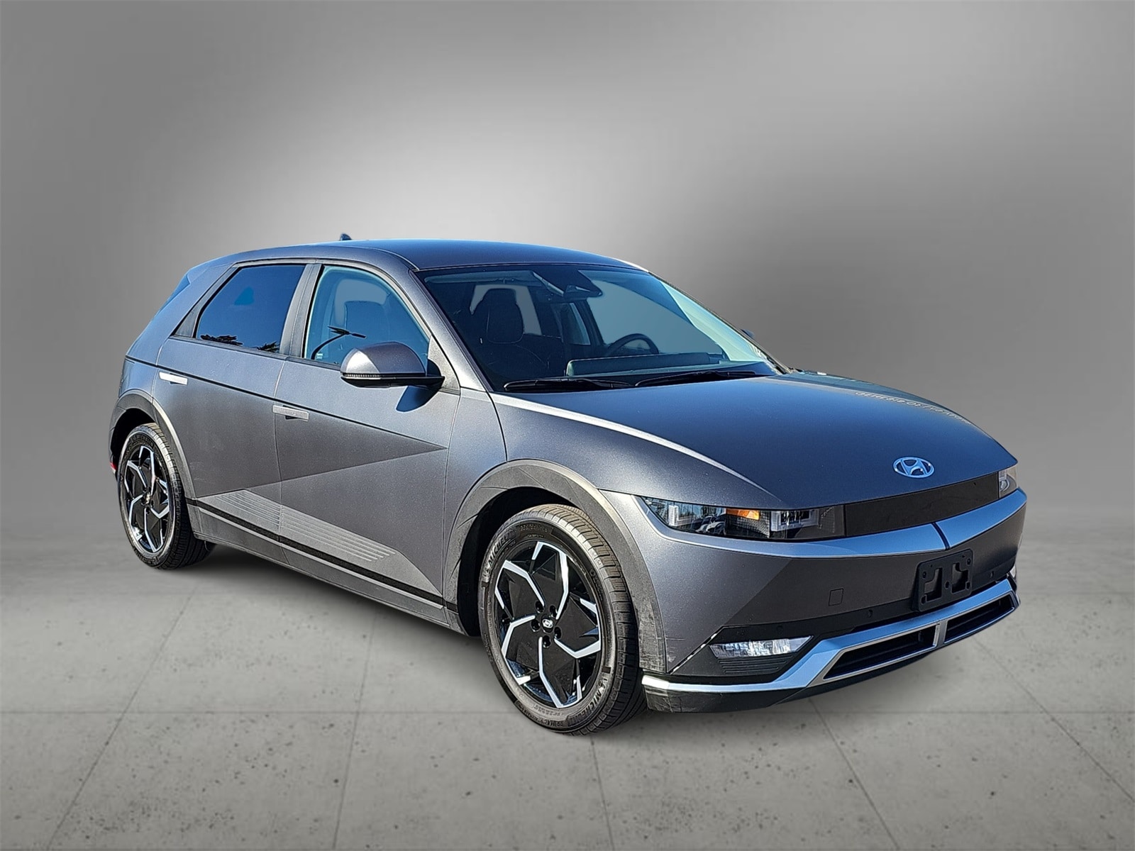 Thumbnail: 2023 Hyundai Ioniq 5 - 2