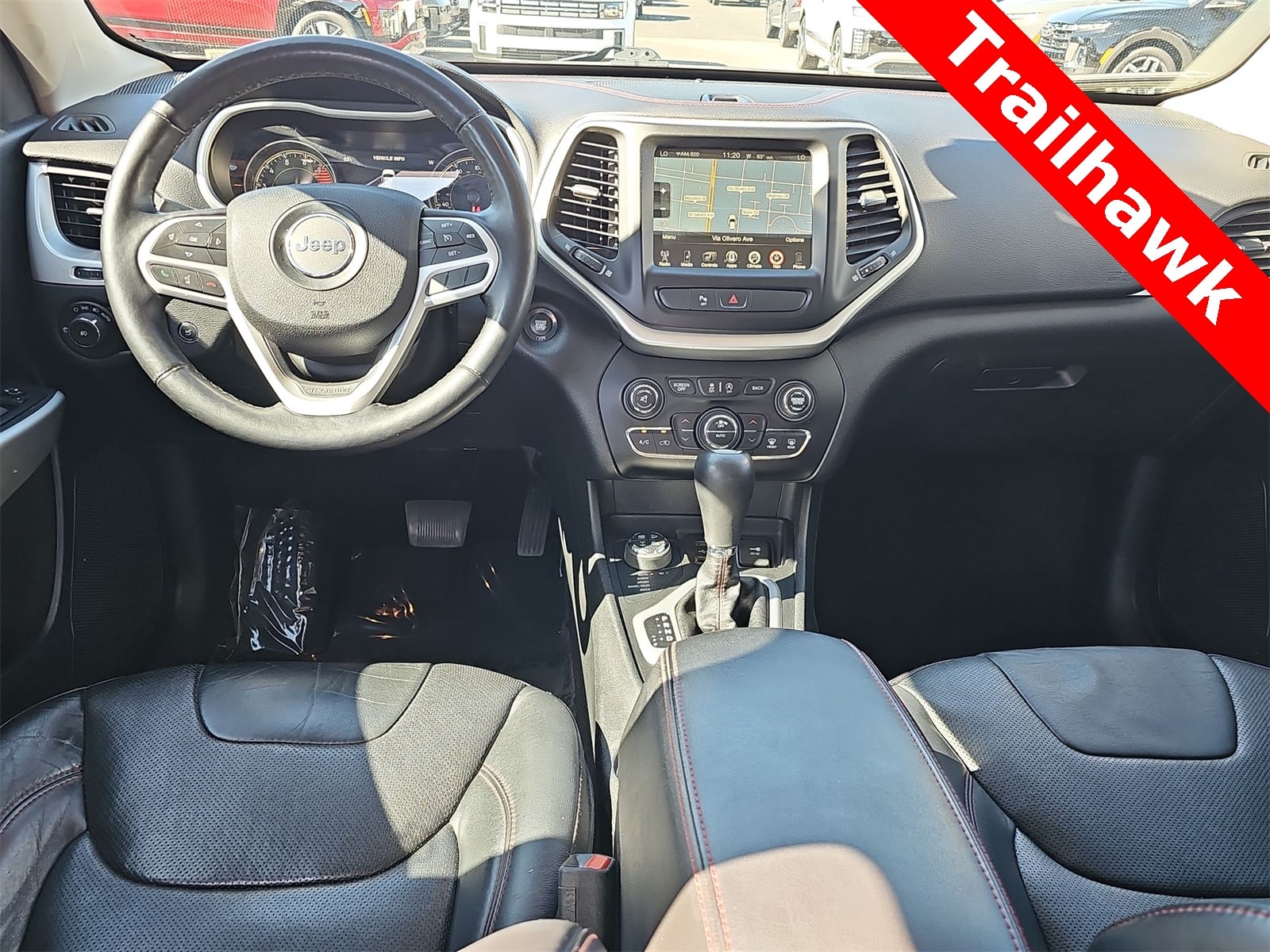 Thumbnail: 2017 Jeep Cherokee - 14