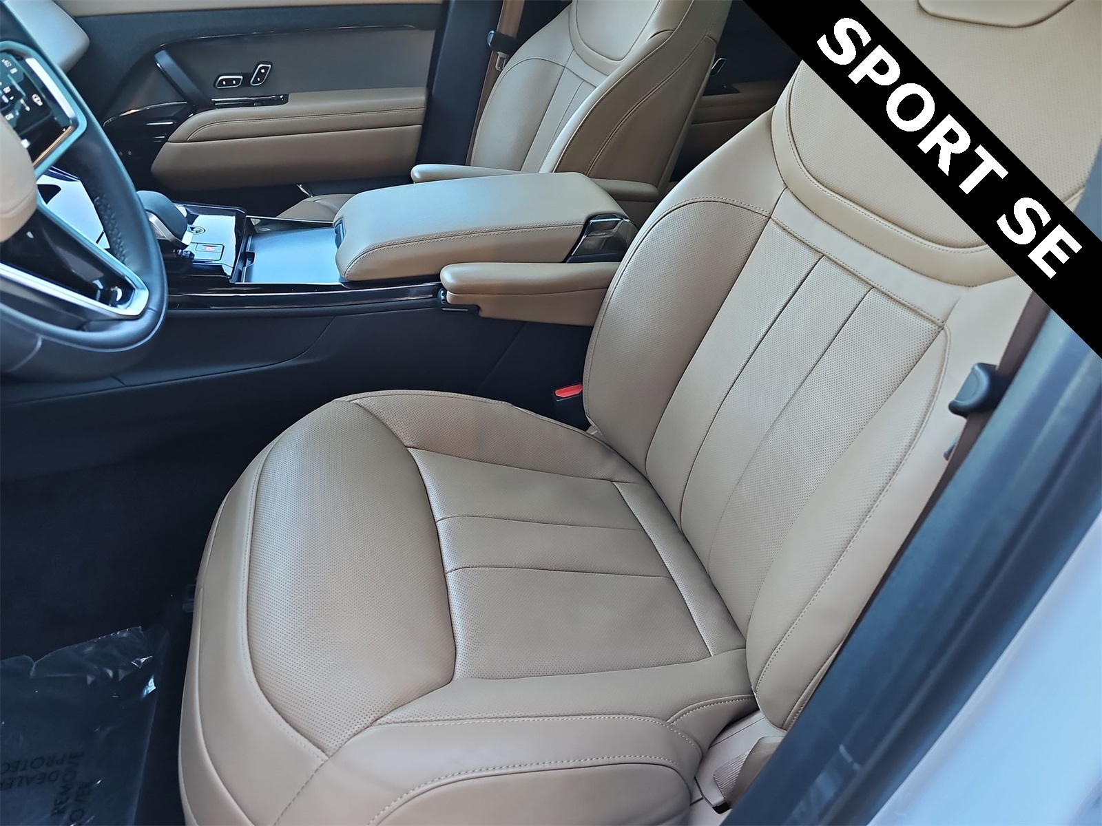 Thumbnail: 2024 Land Rover Range Rover Sport - 15