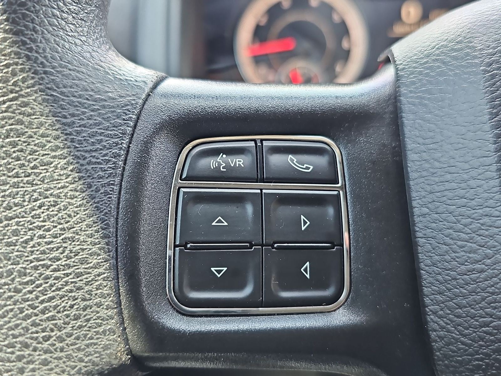 Thumbnail: 2020 RAM 1500 Classic - 30