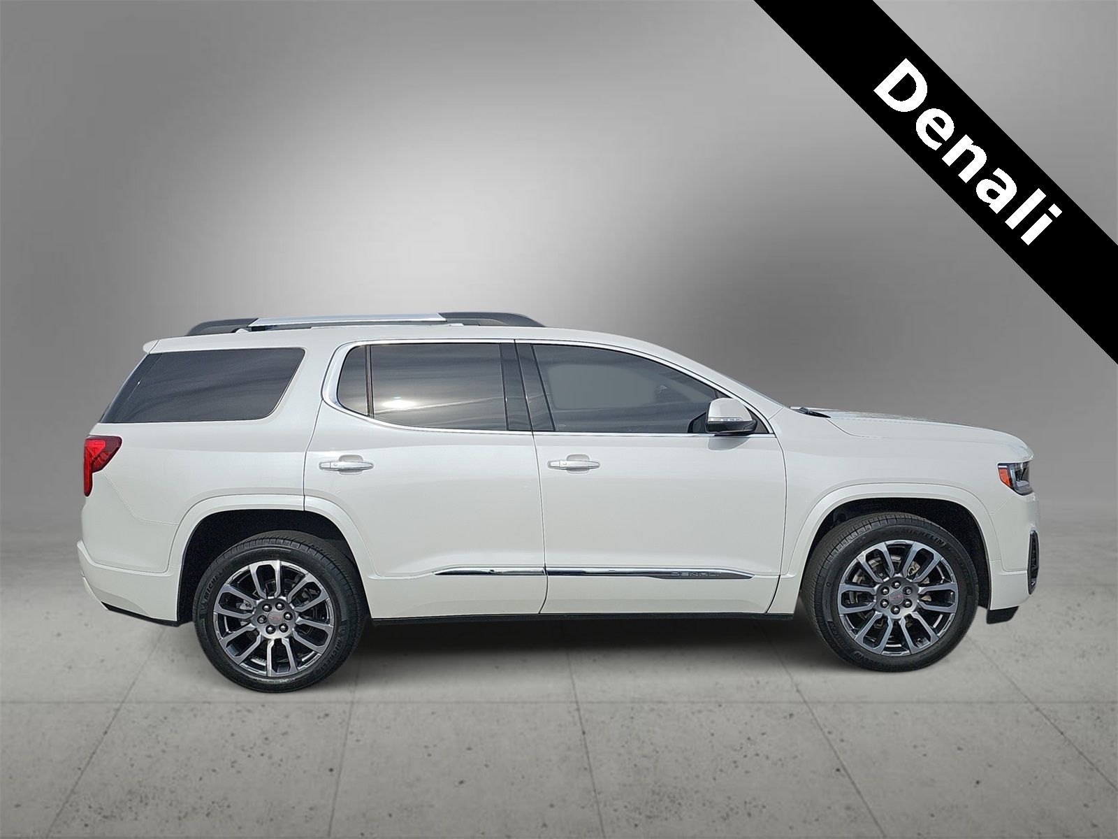 Thumbnail: 2022 GMC Acadia - 9