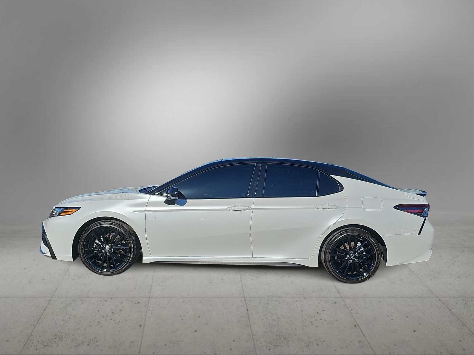 Thumbnail: 2024 Toyota Camry - 6