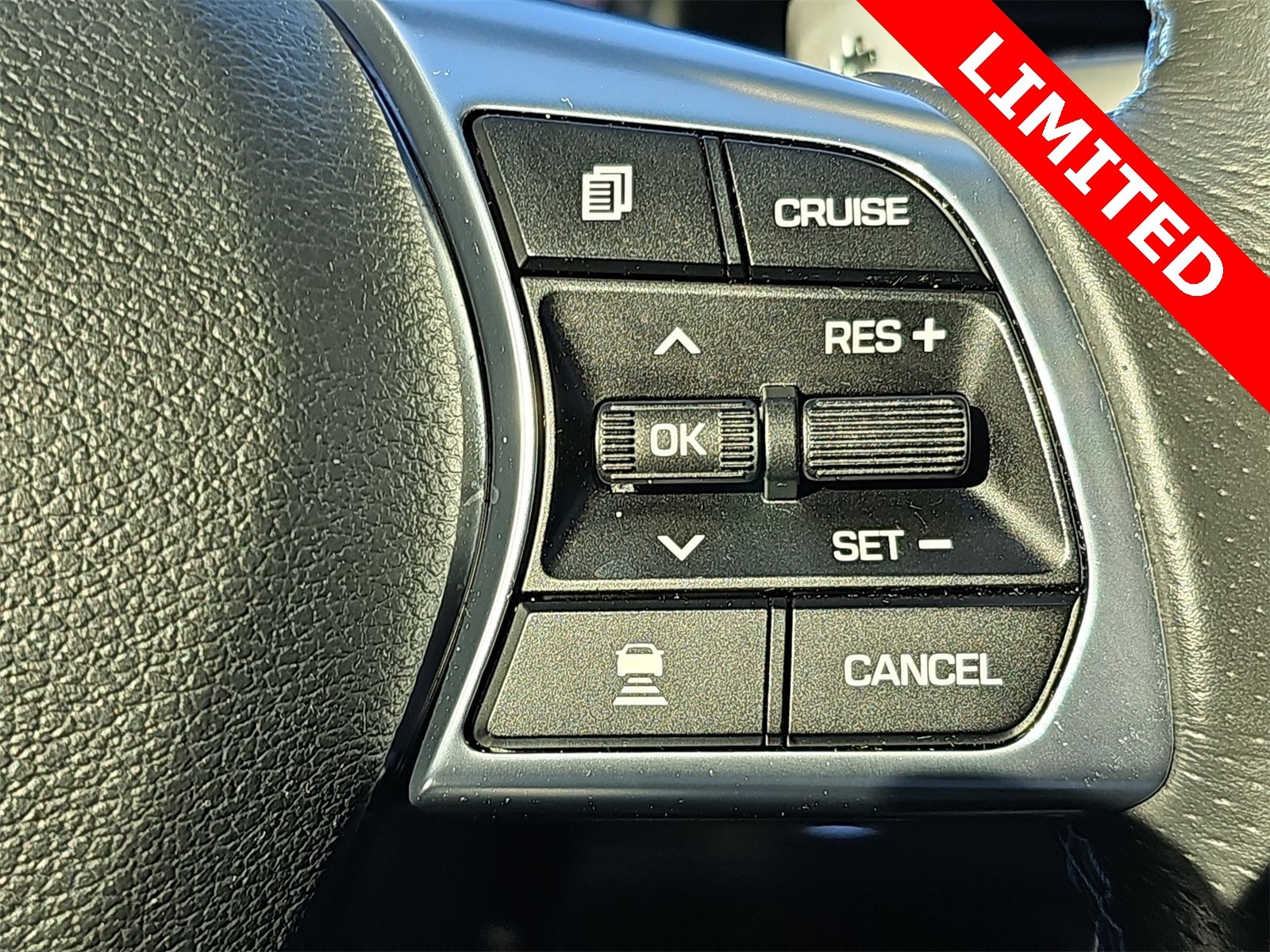 Thumbnail: 2018 Hyundai Sonata - 27