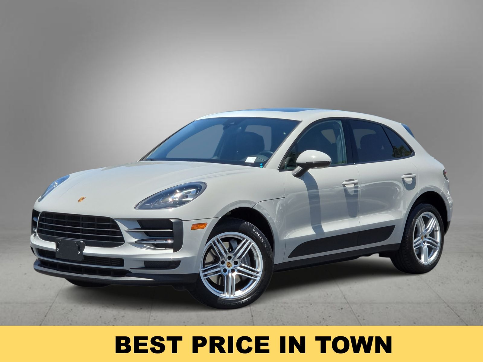 Thumbnail: 2021 Porsche Macan - 1