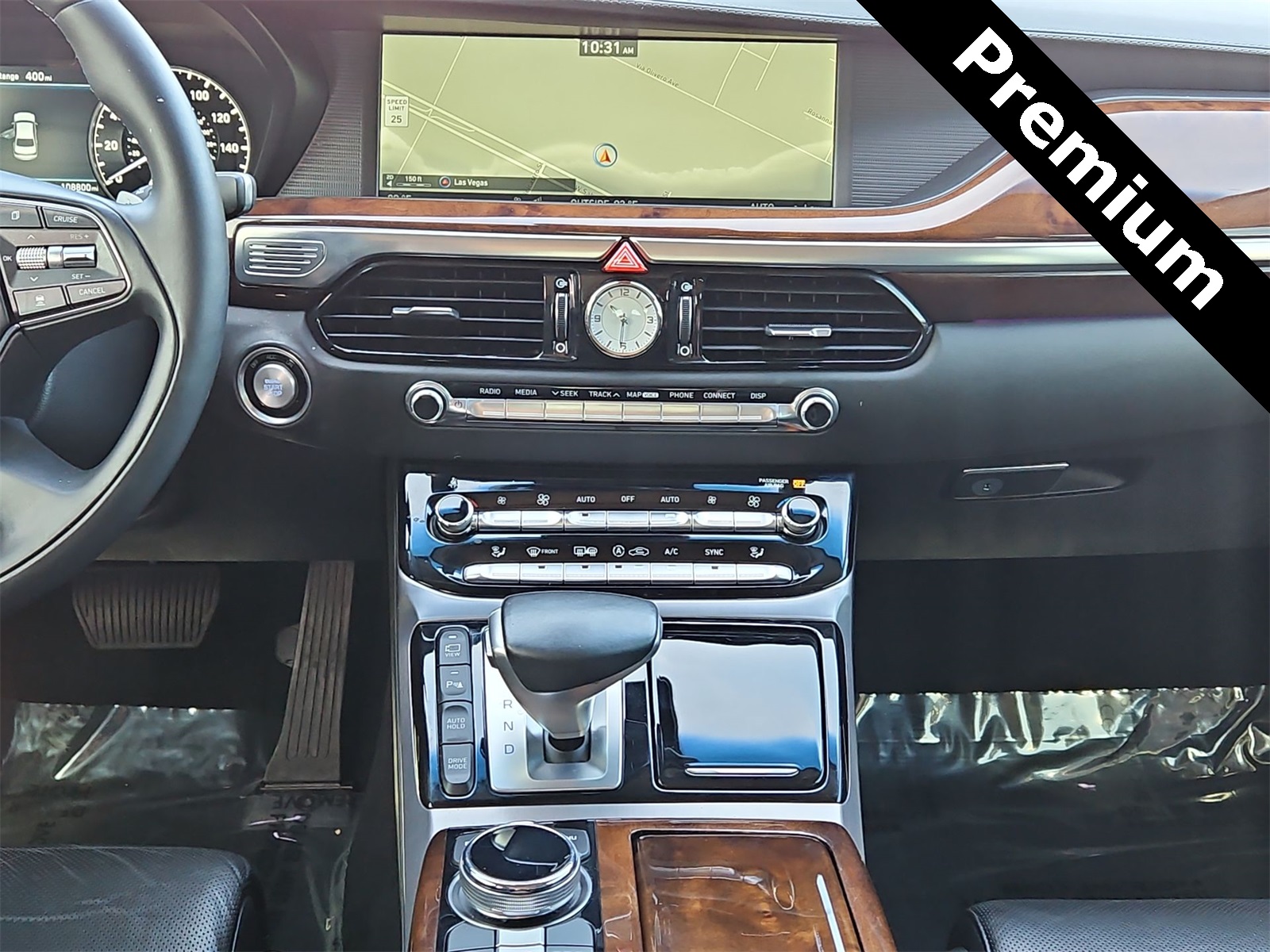 Thumbnail: 2017 Genesis G90 - 15