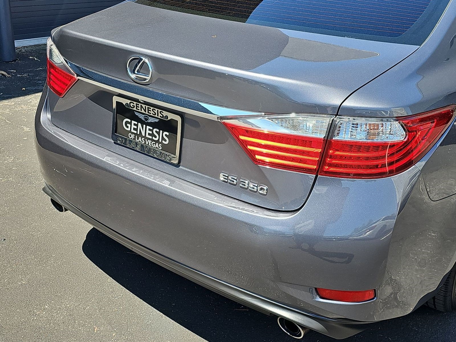 Thumbnail: 2015 Lexus ES - 12