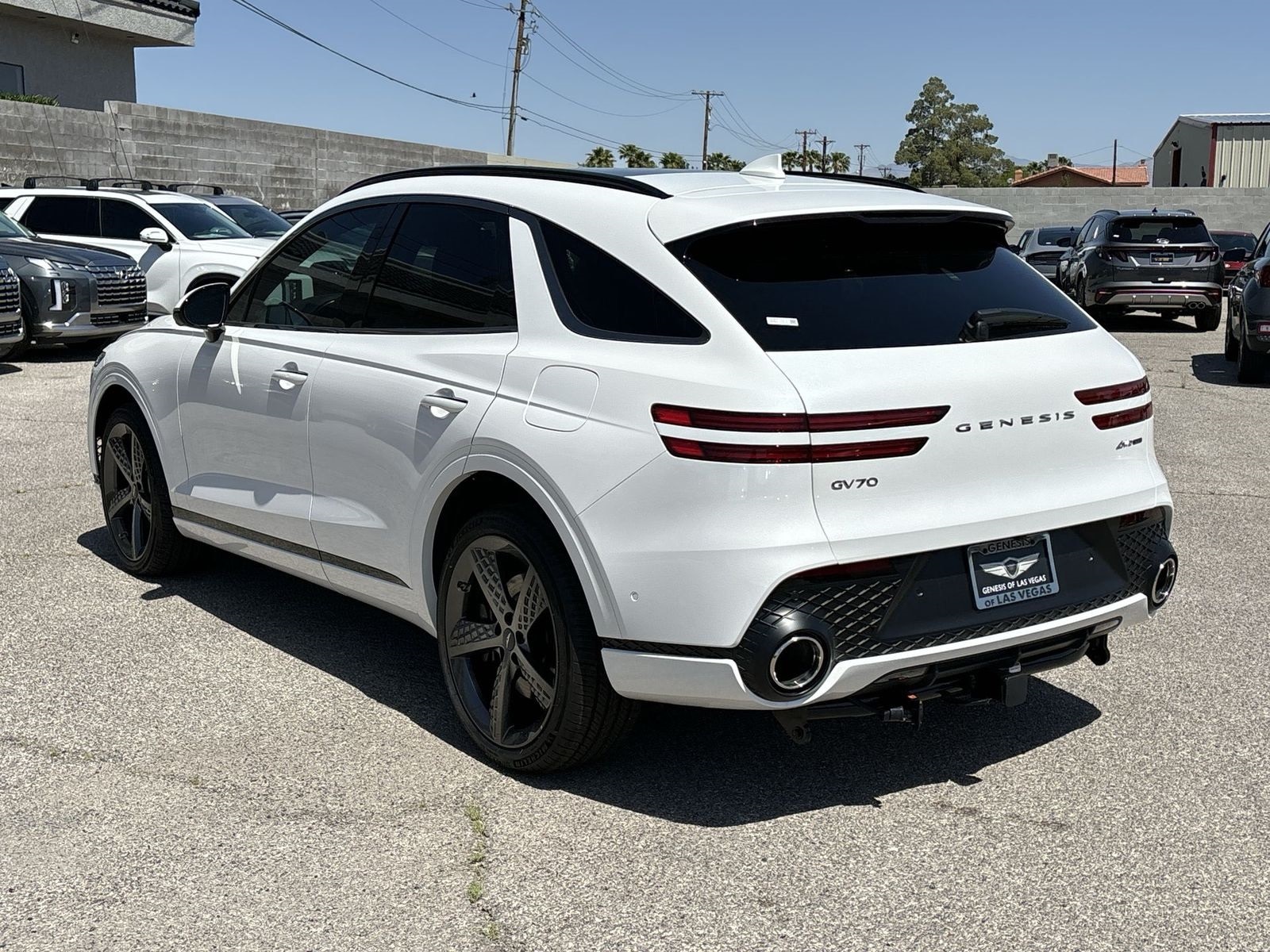 Thumbnail: 2025 Genesis GV70 - 17