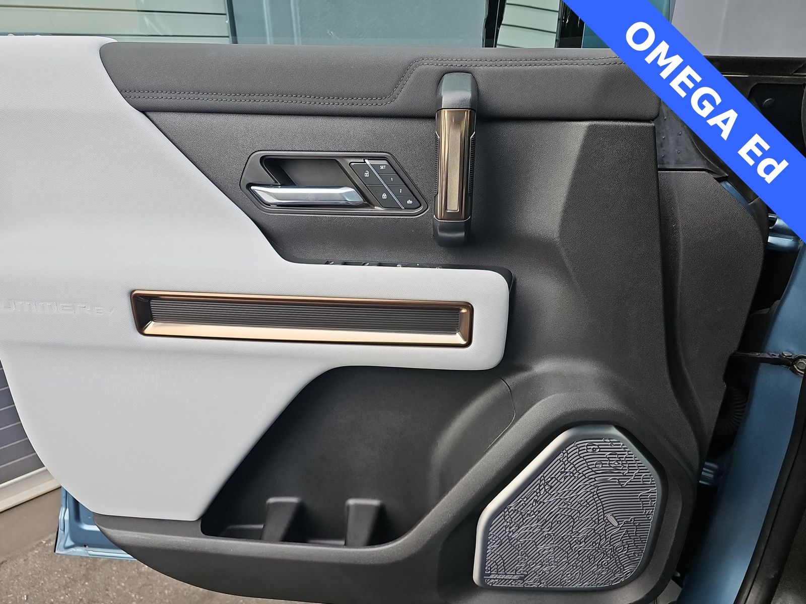 Thumbnail: 2024 GMC Hummer EV - 26