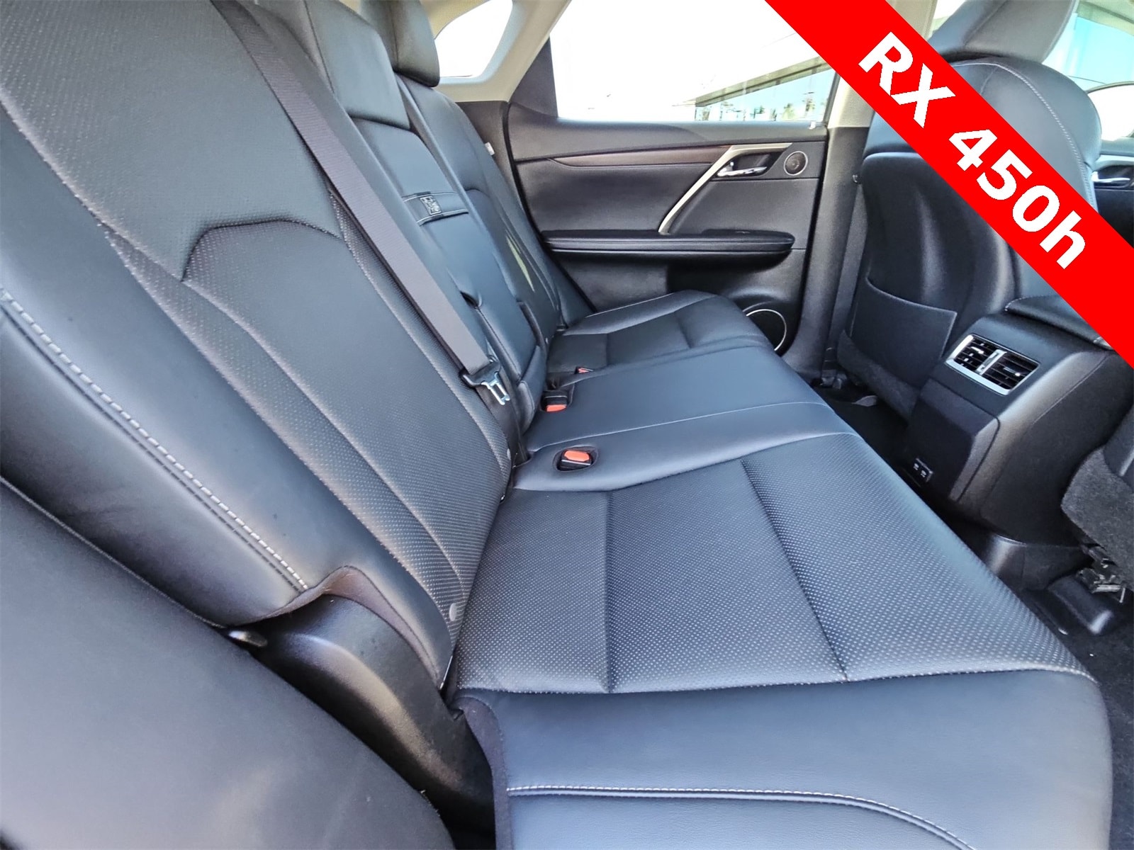 Thumbnail: 2020 Lexus RX - 17