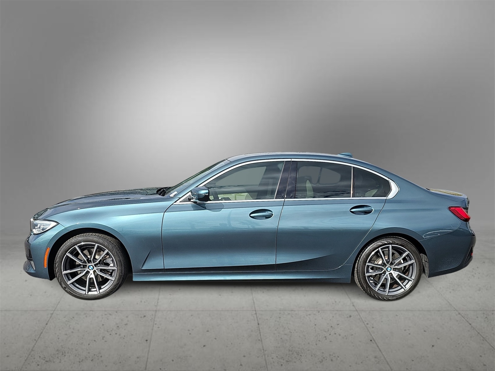 Thumbnail: 2021 BMW 3 Series - 5
