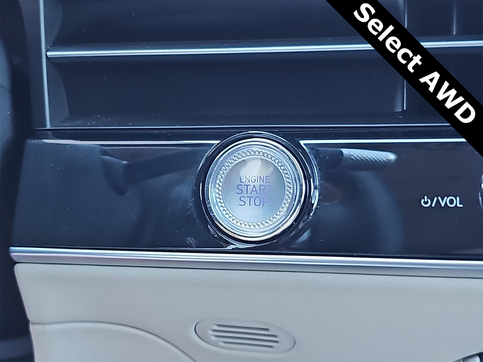 Thumbnail: 2026 Genesis GV70 - 26