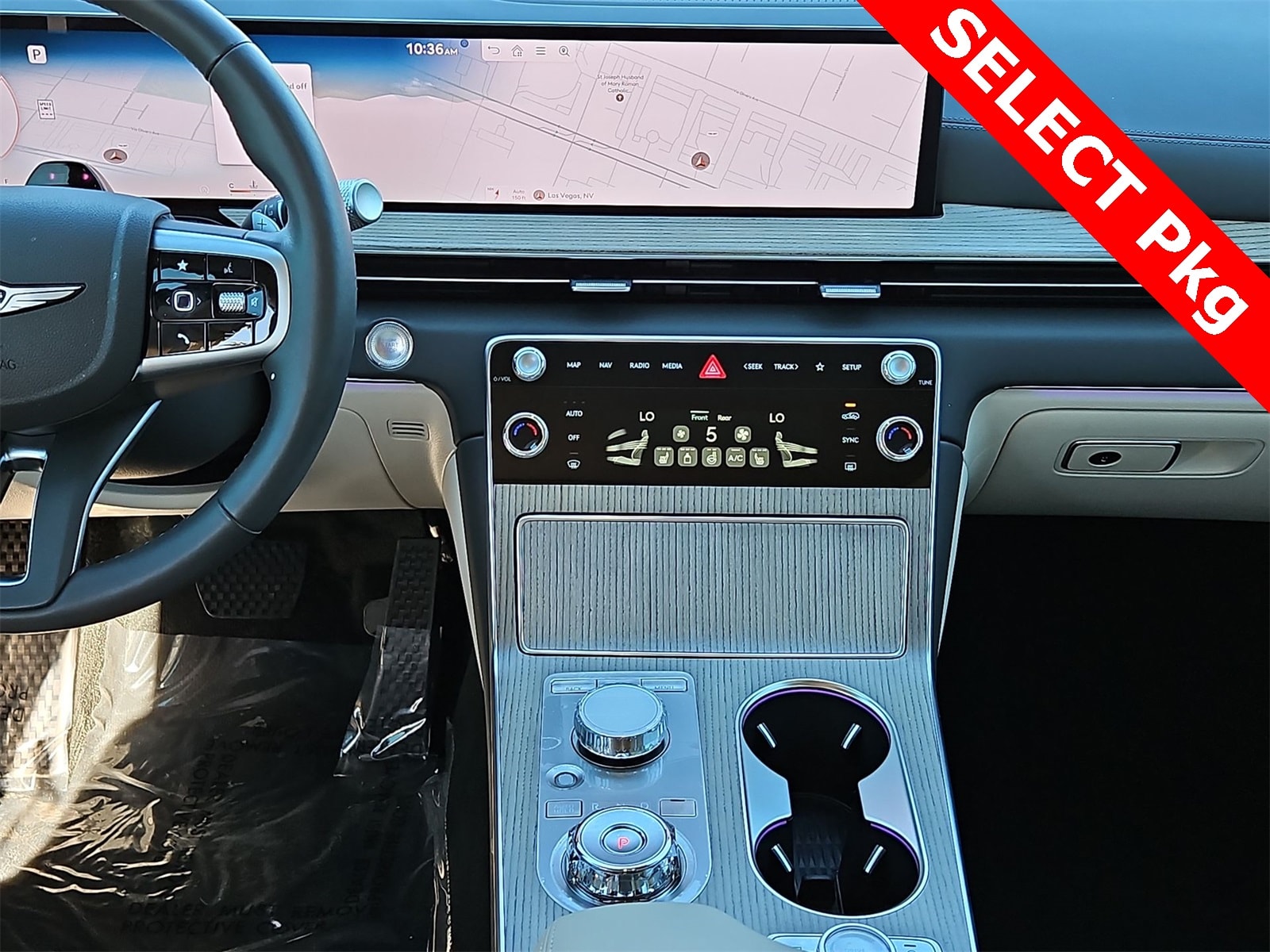 Thumbnail: 2025 Genesis GV80 - 20