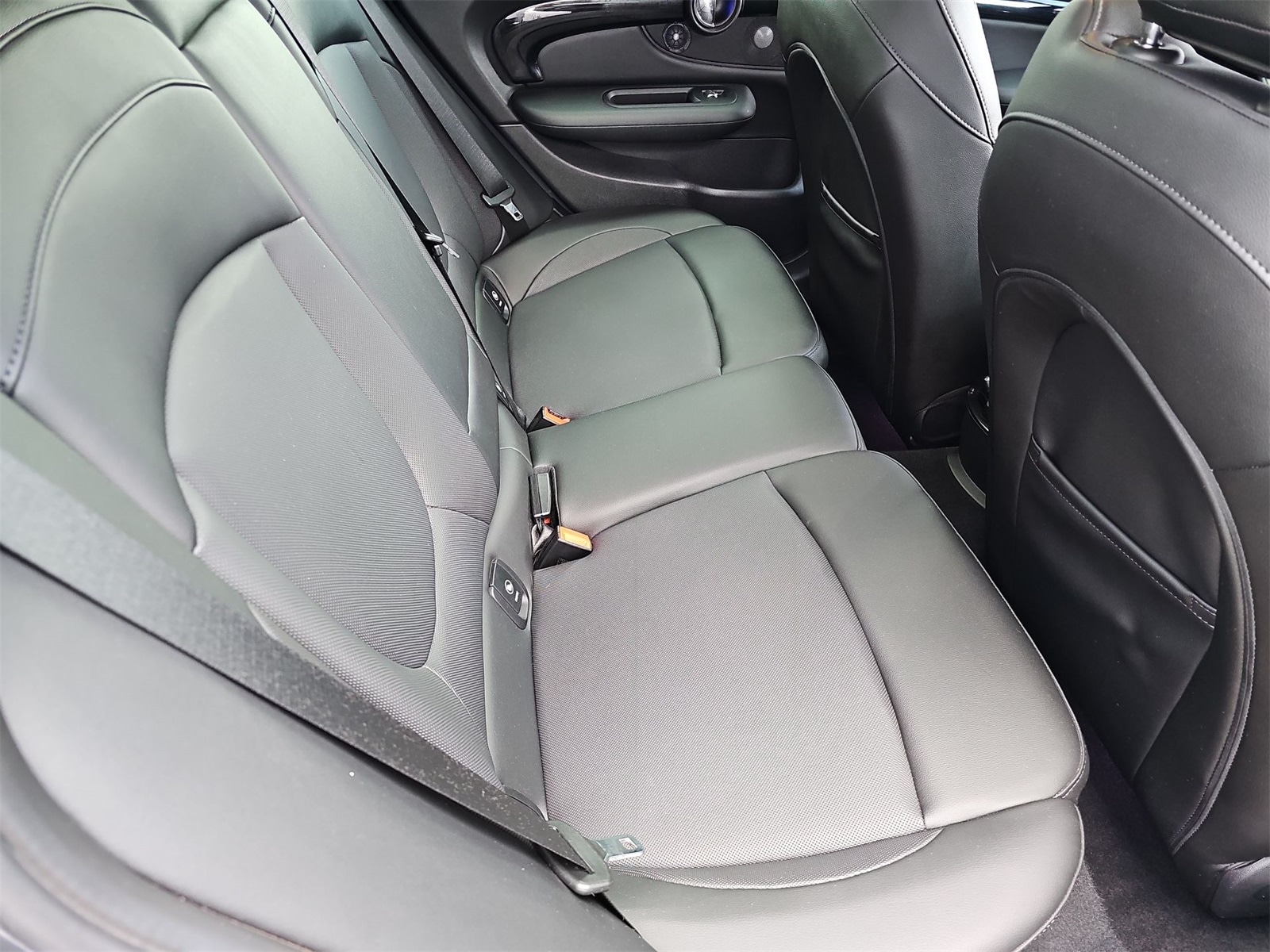 Thumbnail: 2019 MINI Cooper Clubman - 17