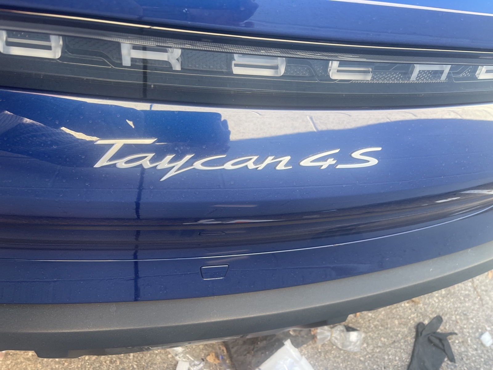 Thumbnail: 2023 Porsche Taycan - 6