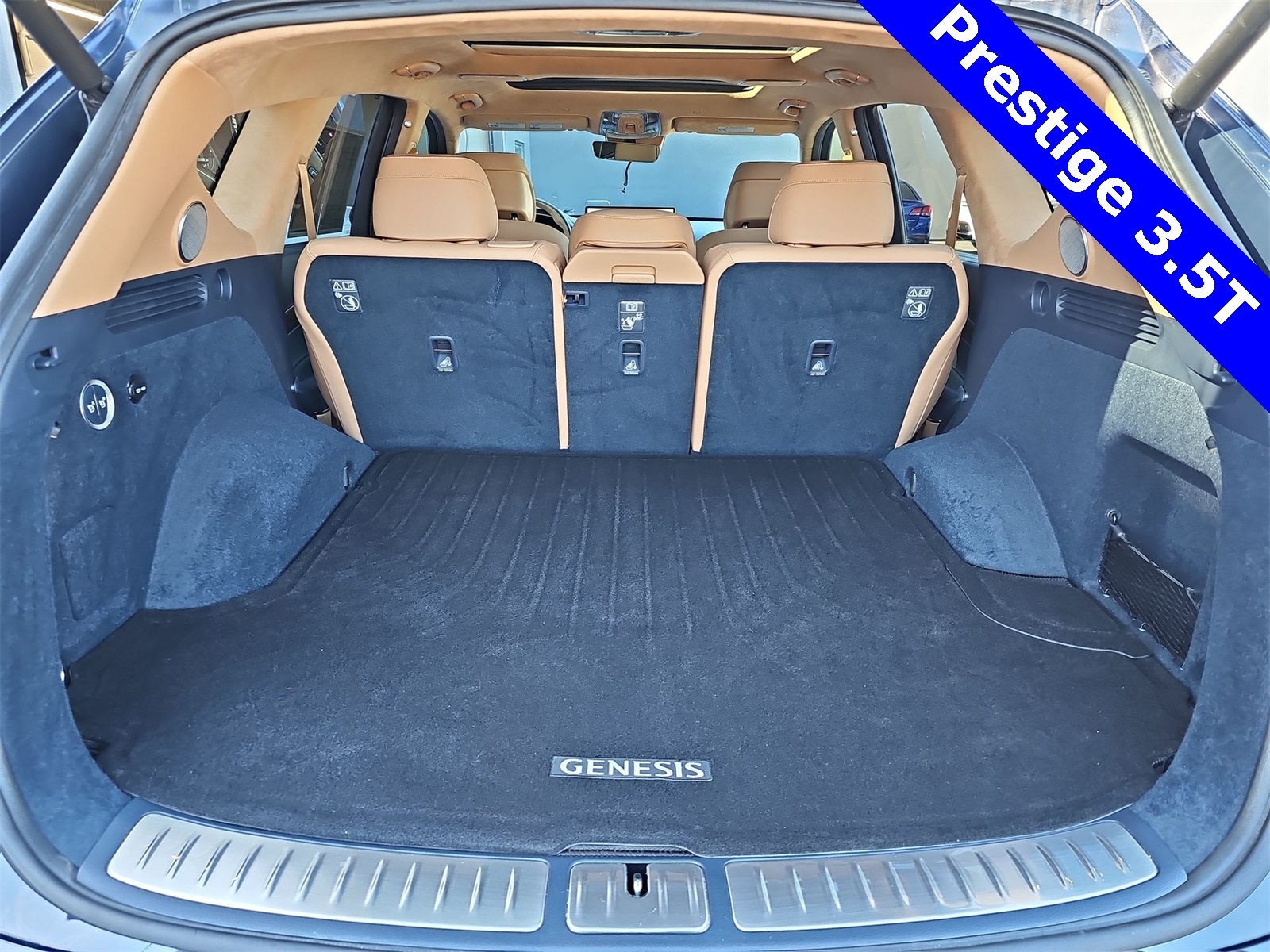 Thumbnail: 2021 Genesis GV80 - 23