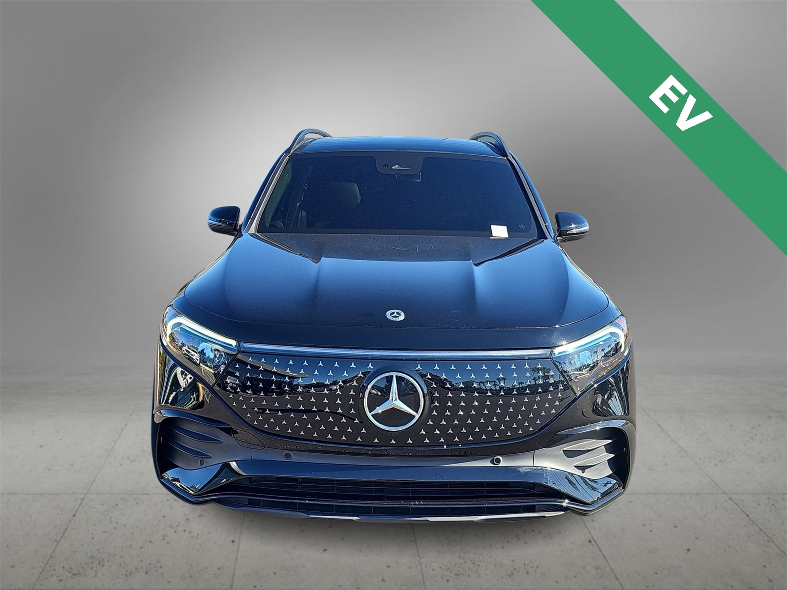 Thumbnail: 2024 Mercedes-Benz EQB - 3