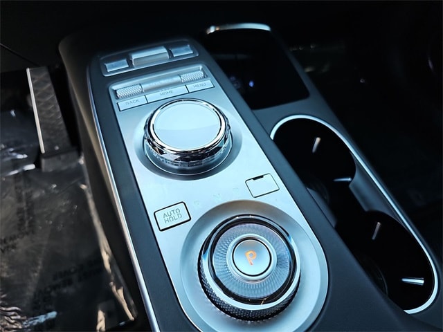 Thumbnail: 2025 Genesis GV70 - 22