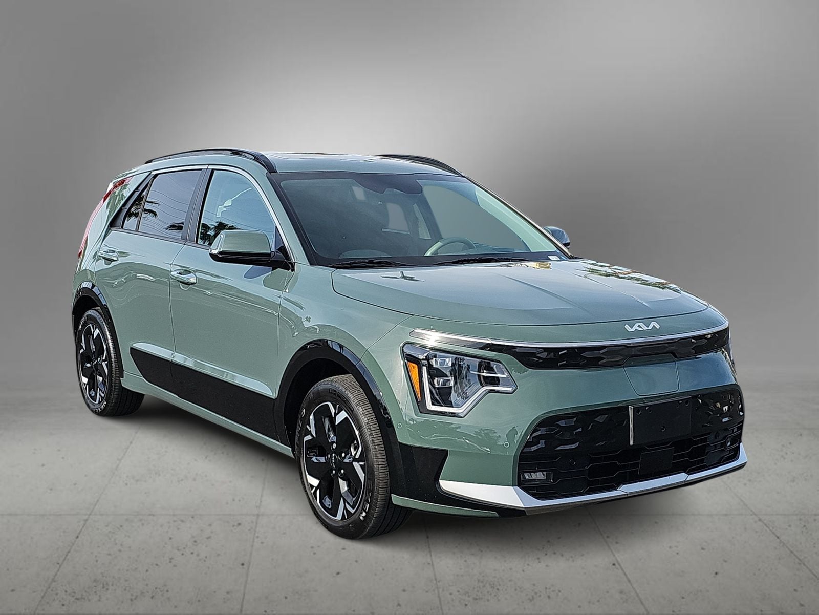 Thumbnail: 2023 Kia Niro - 2