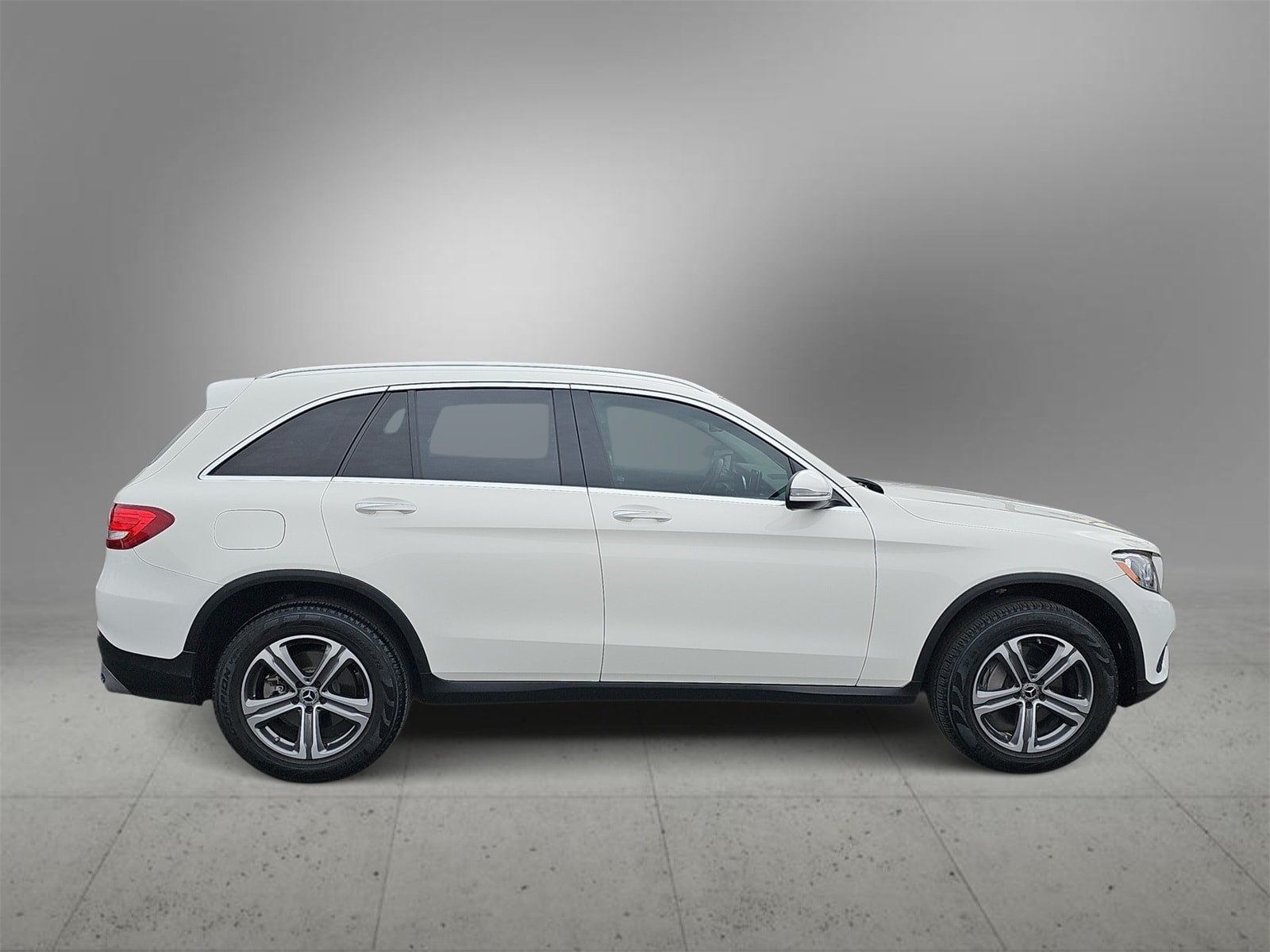 Thumbnail: 2019 Mercedes-Benz GLC - 9