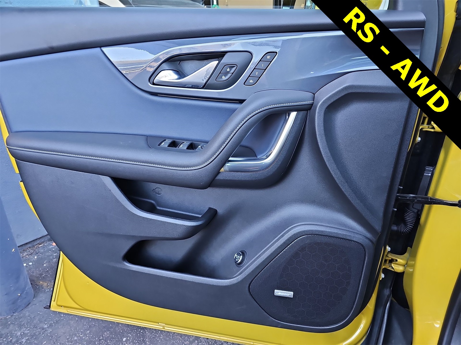 Thumbnail: 2023 Chevrolet Blazer - 27