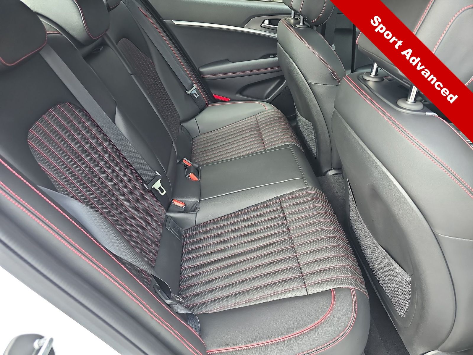 Thumbnail: 2025 Genesis G70 - 17