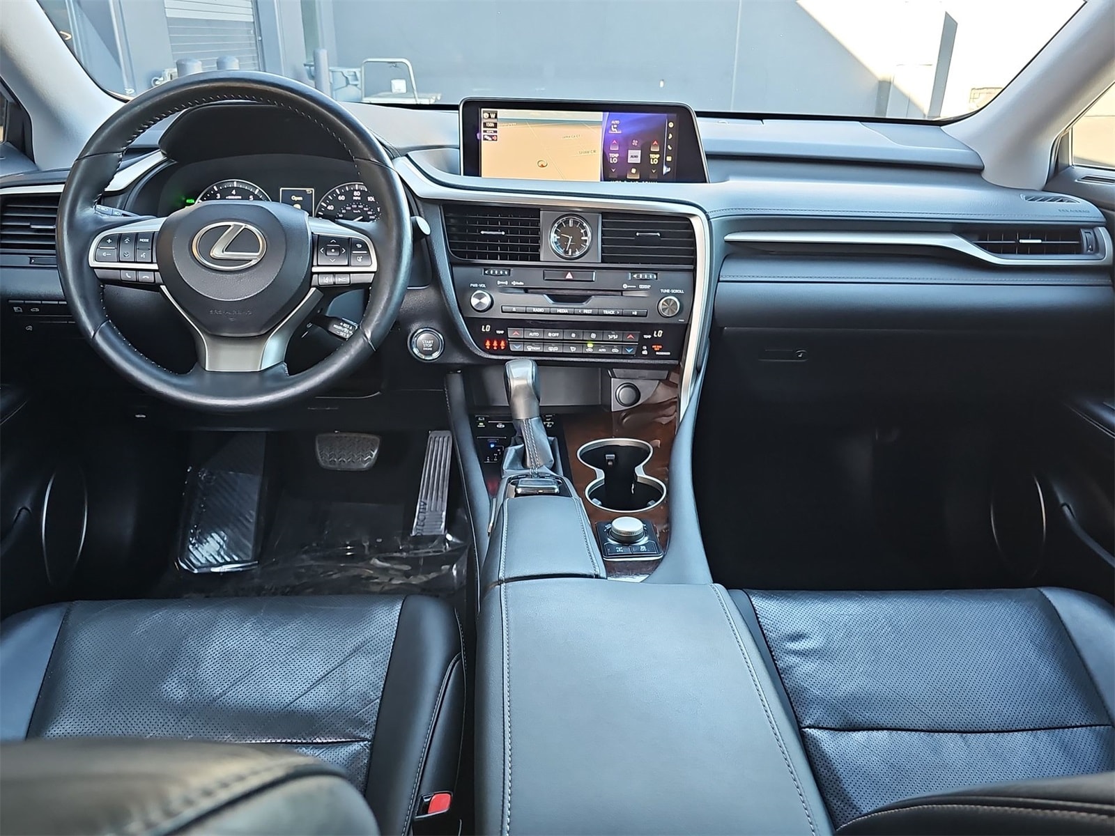 Thumbnail: 2017 Lexus RX - 14
