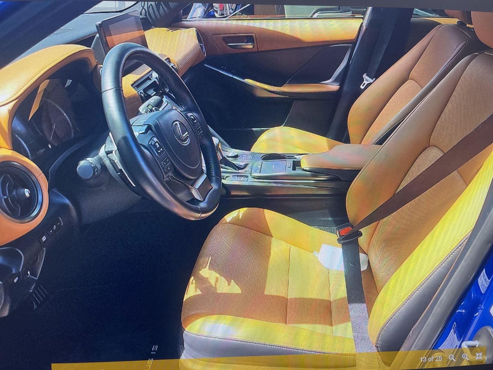 Thumbnail: 2025 Lexus IS - 9