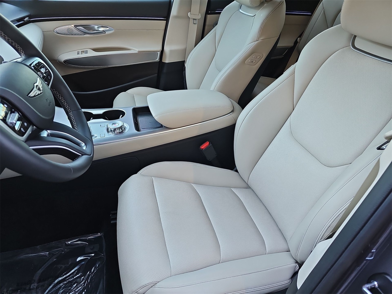 Thumbnail: 2026 Genesis GV70 - 15