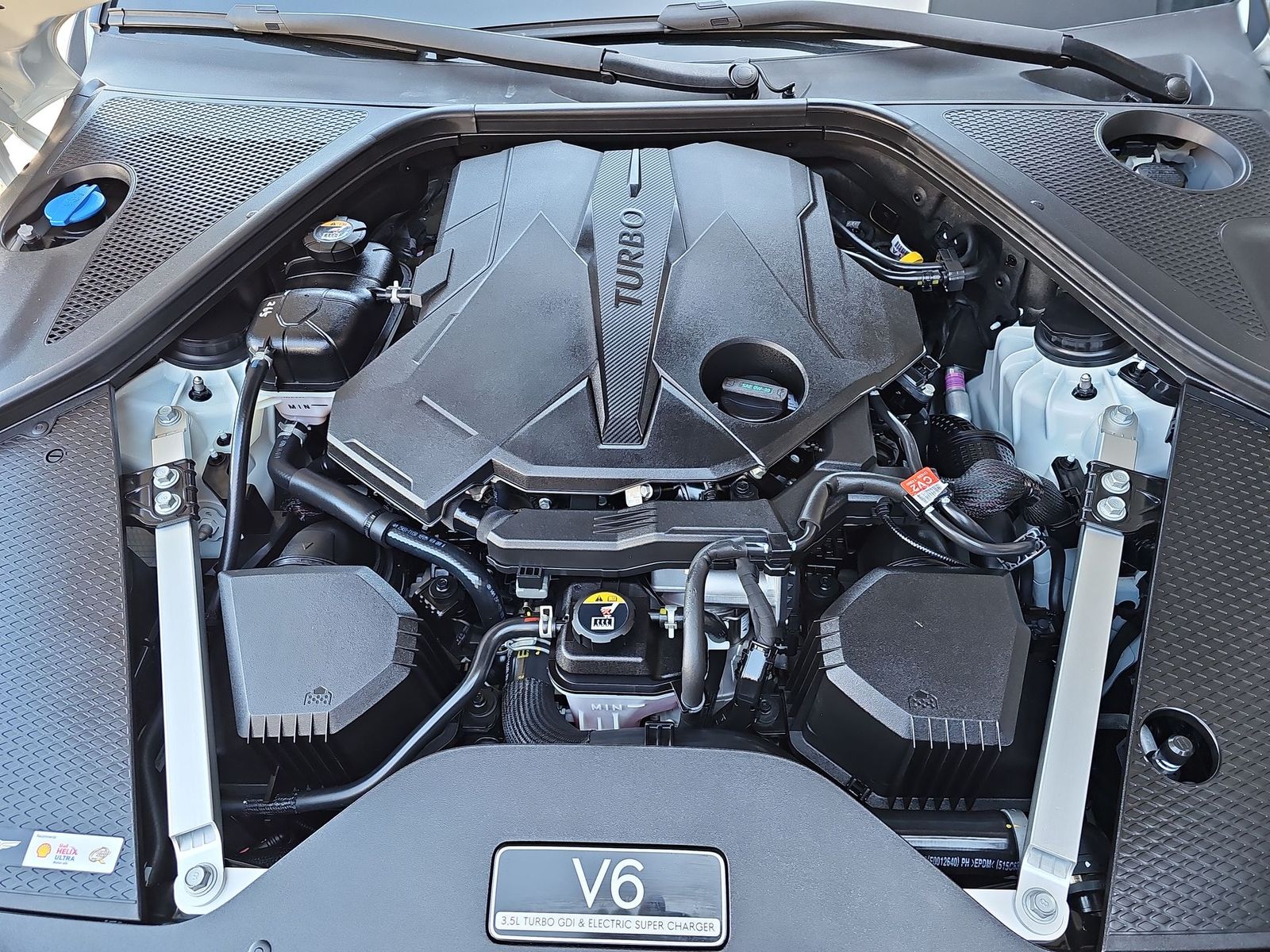 Thumbnail: 2026 Genesis G90 - 13