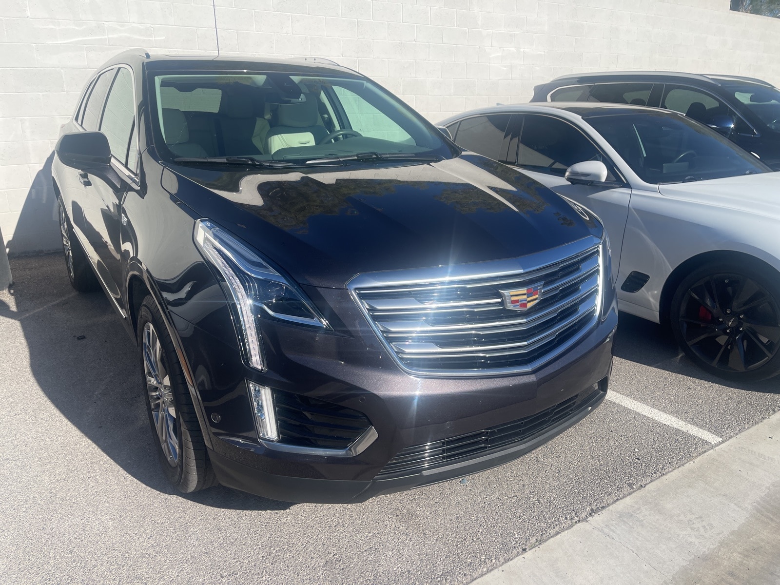 Thumbnail: 2017 Cadillac XT5 - 2