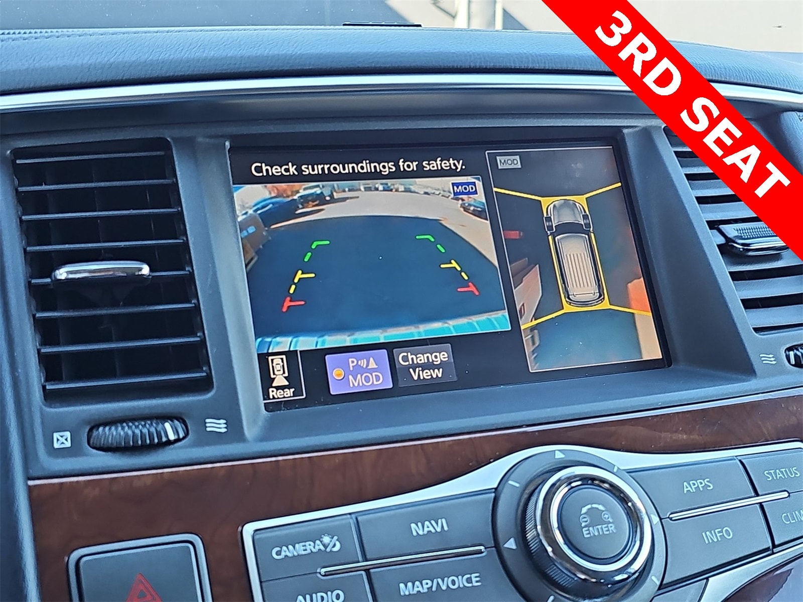 Thumbnail: 2019 INFINITI QX80 - 26